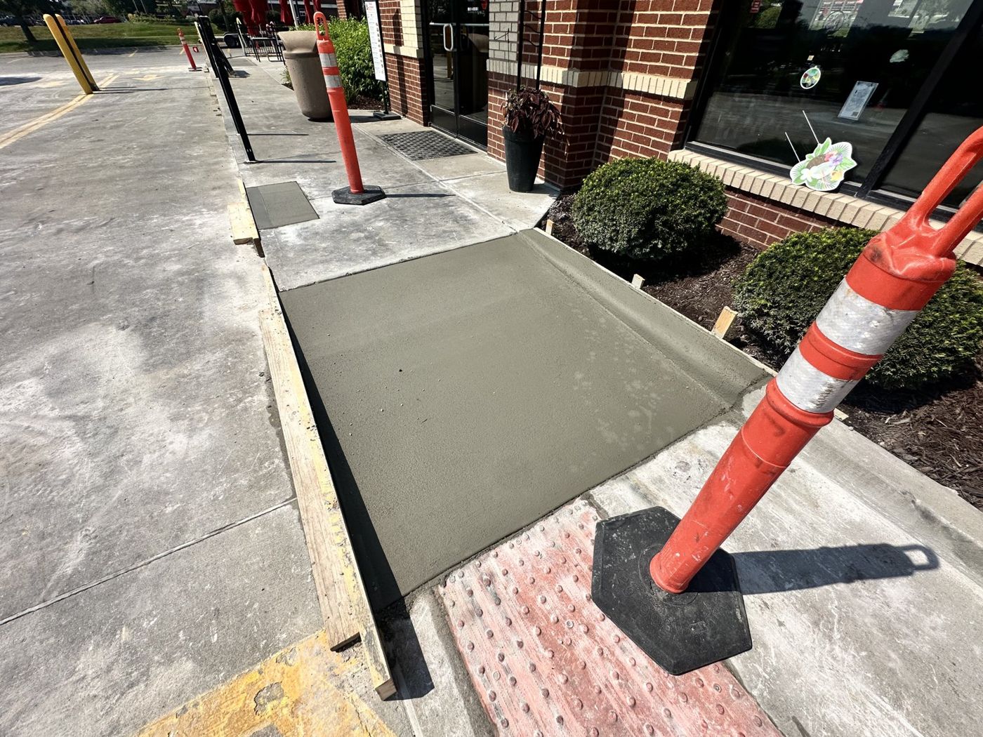 Concrete approach replacement at a commercial entrance in Omaha, NE
